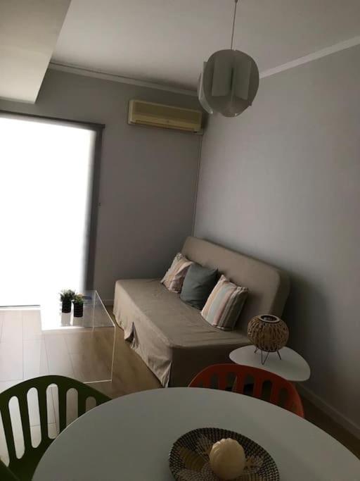 Kyparissia Cozy Flat - 5Mins Walking From Beach Exterior foto
