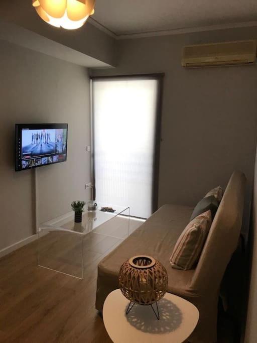 Kyparissia Cozy Flat - 5Mins Walking From Beach Exterior foto